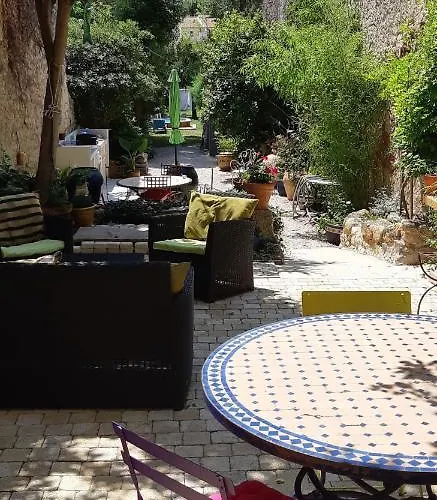 Bed & Breakfast Le Jardin Bernard Perrier 3*